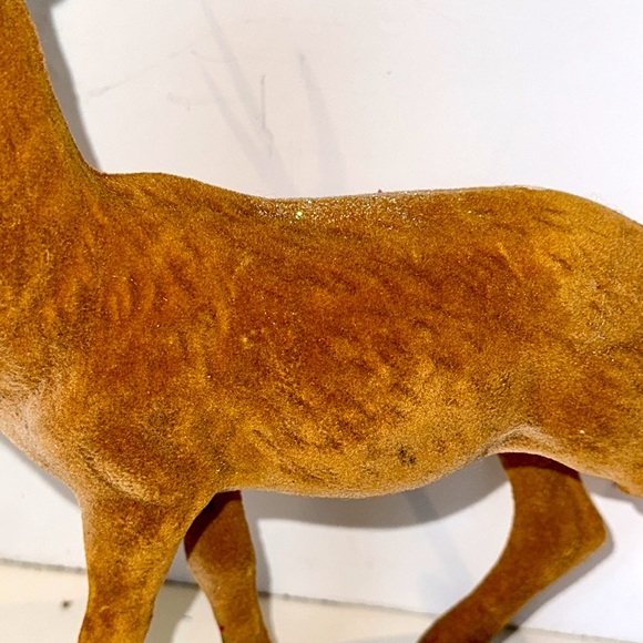 Vintage Large Christmas Flocked Reindeer/Buck - Picture 3 of 7
